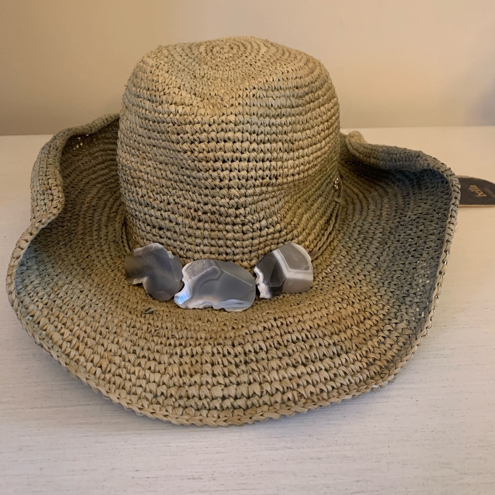 Flora Bella Beach hat